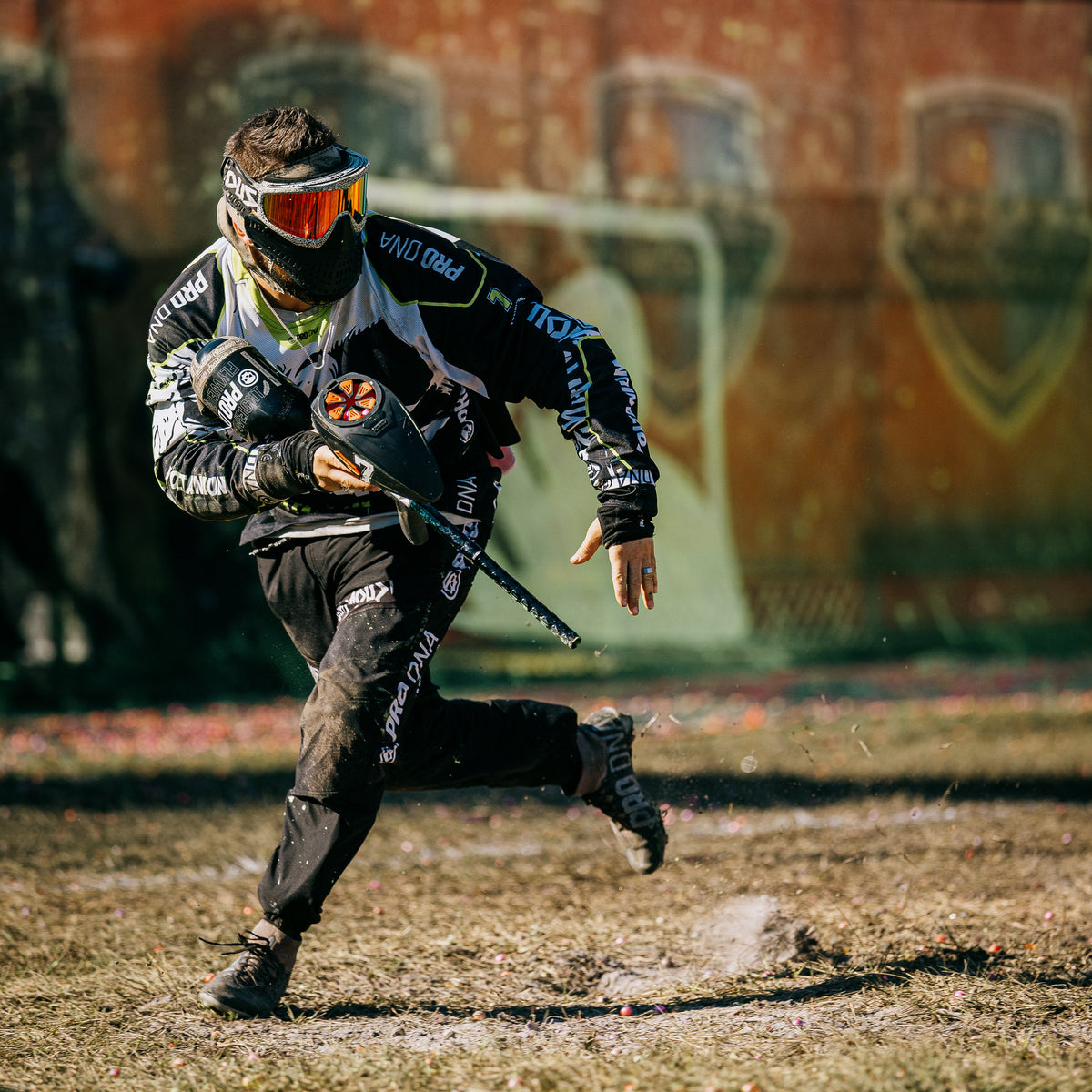 INFAMOUS X CLATTER HEADBAND