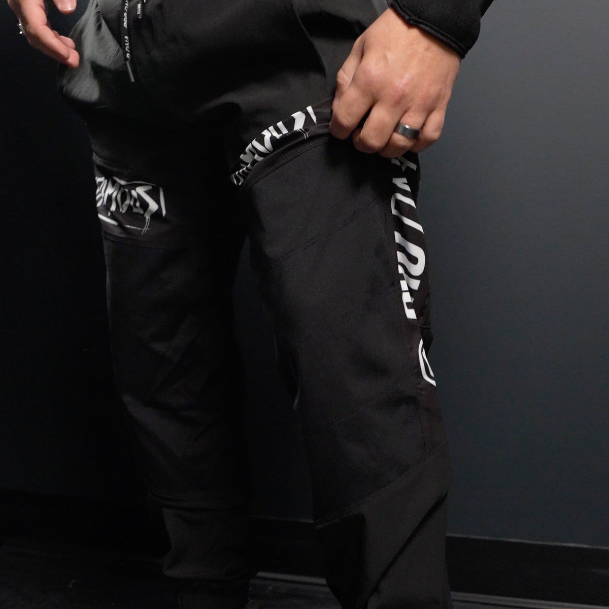 PRO DNA™ HYPERLIGHT PRO JOGGER