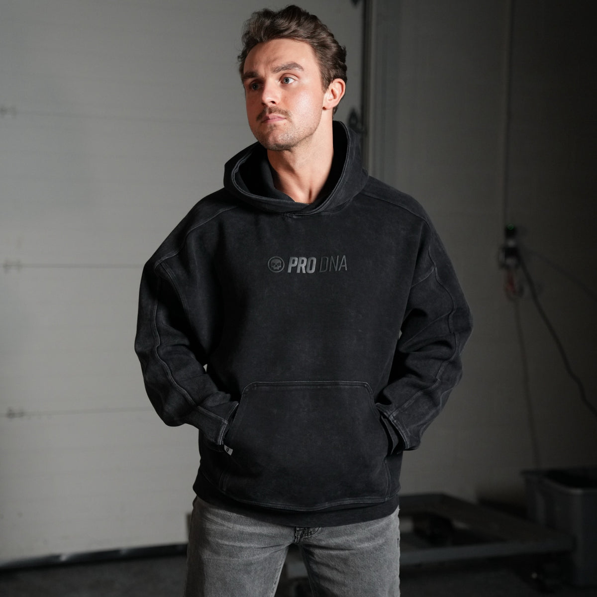 CORE HOODIE - BLACK WASH